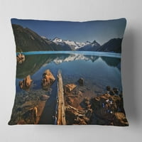 DesignArt Големи трупци во планинското езеро - пејзаж печатена перница за фрлање - 18x18